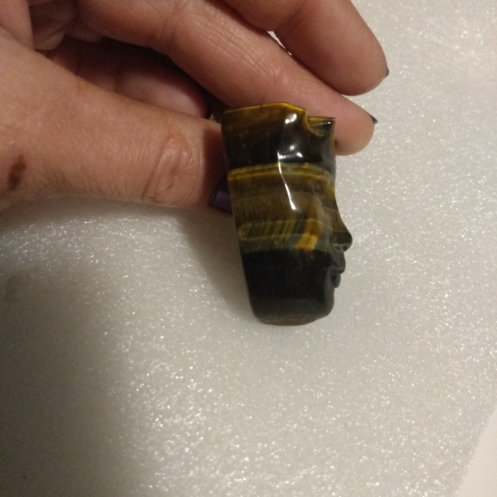 Tigers eye Tribal mask carving 34.2g - Picture 3 of 8